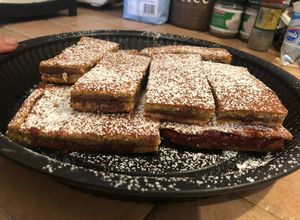 Foto di Quadrotti alla marmellata o nutella con farina semi-integrale