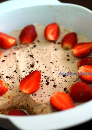 A picture of Biscuit pudding.