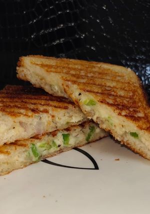 A picture of Cheese Sandwich.
