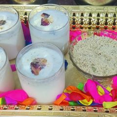 A picture of Thandai Shots.