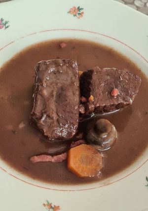 A picture of Boeuf Bourguignon.