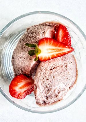 Una foto de 🍨Tofu-helado de fresa 🍨