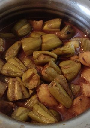 আলু পটলের দম (Alu potoler dum recipe in Bengali) রেসিপির প্রধান ছবি