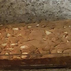 A picture of Apple Cake.