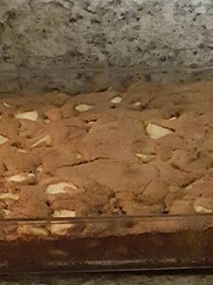 A picture of Apple Cake.