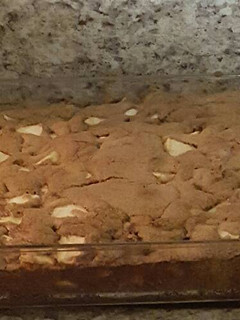 A picture of Apple Cake.