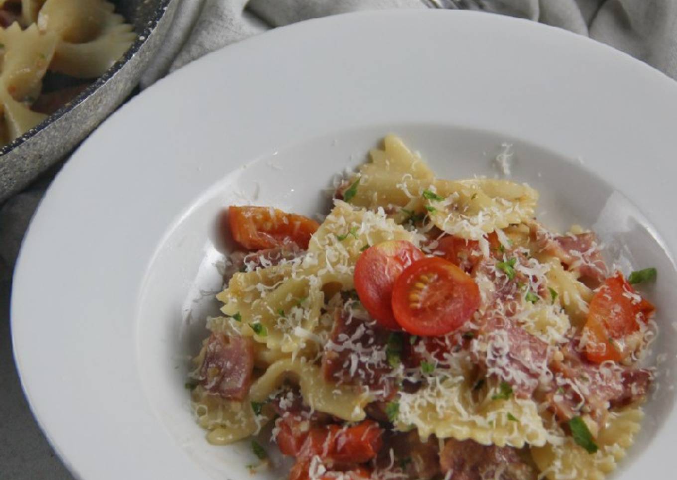 Bacon pasta