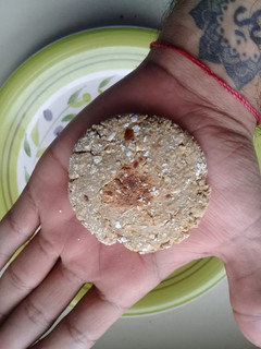 Una foto de Galletas de avena-plátano veganas (con proteína de soya)