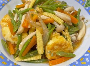 Foto resep Sapo Tahu Jamur (Dengan sayur2 komplit)