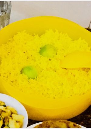 A picture of Super Easy Yellow Rice.