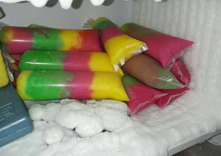Rahasia Membuat Es Mambo Rainbow Yang Nikmat
