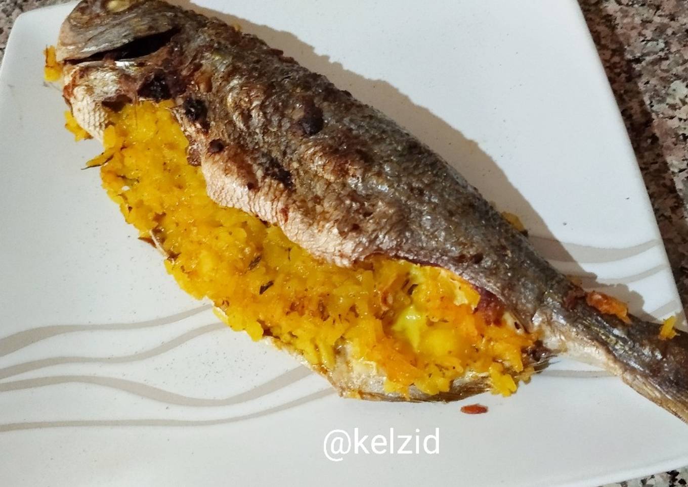 Poisson farci au riz