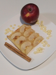 Una foto de Pizza de hojaldre manzana y canela