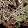 Ensalada de gulas y champiñones