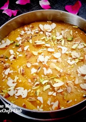 A picture of Besan Halwa.