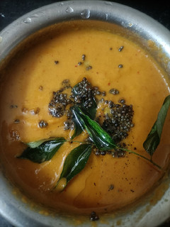 வெங்காய சட்னி(onion chutney recipe in tamil) செய்முறை முக்கிய புகைப்படம்