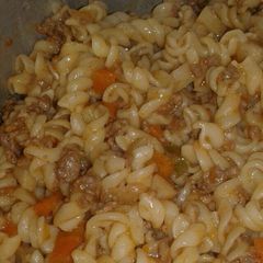 A picture of Pasta and mince meat.