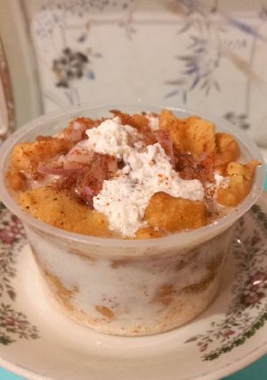 A picture of Besan k dahi baray.