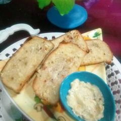 A picture of Garlic bread.