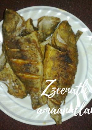 A picture of Arab Fried Fish or Emperor Fried Fish.