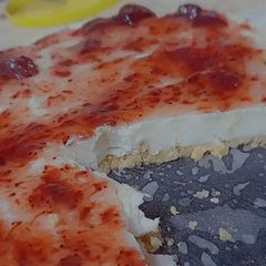 A picture of Strawberry cheesecake 🍓🎂.