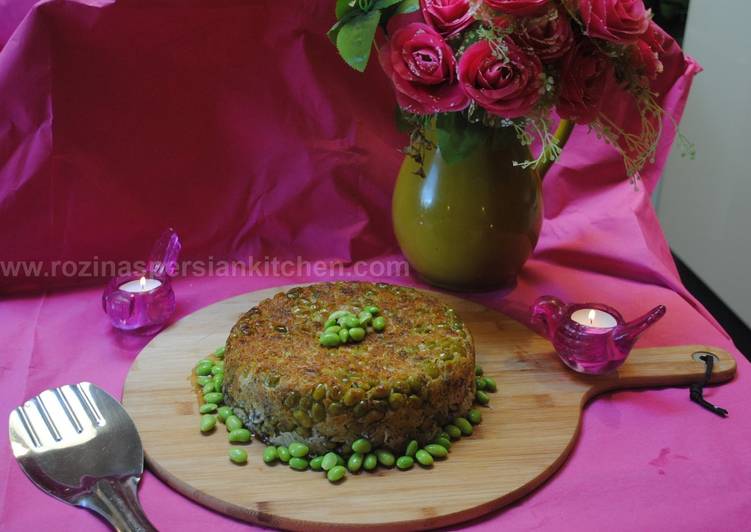 Recipe of Homemade Persian dill &amp; broad beans rice cake ته چین شوید باقالی
