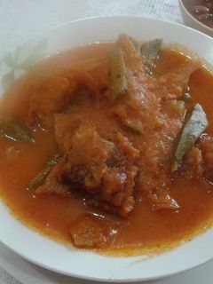 Una foto de Chicharrón en salsa roja
