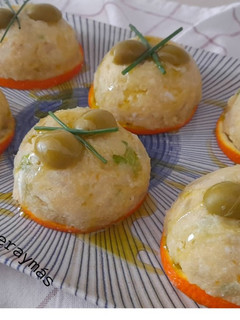 Una foto de Ensalada malagueña -con emulsión de naranja-