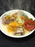Pescado en Colchón de Verduras