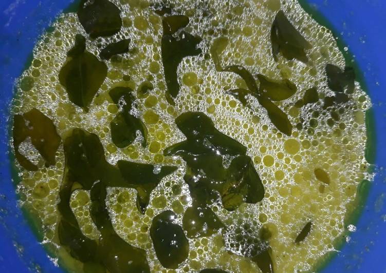 Green soup with Kulith