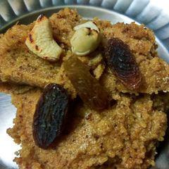 Sooji ka halwa A picture of Sooji ka halwa.