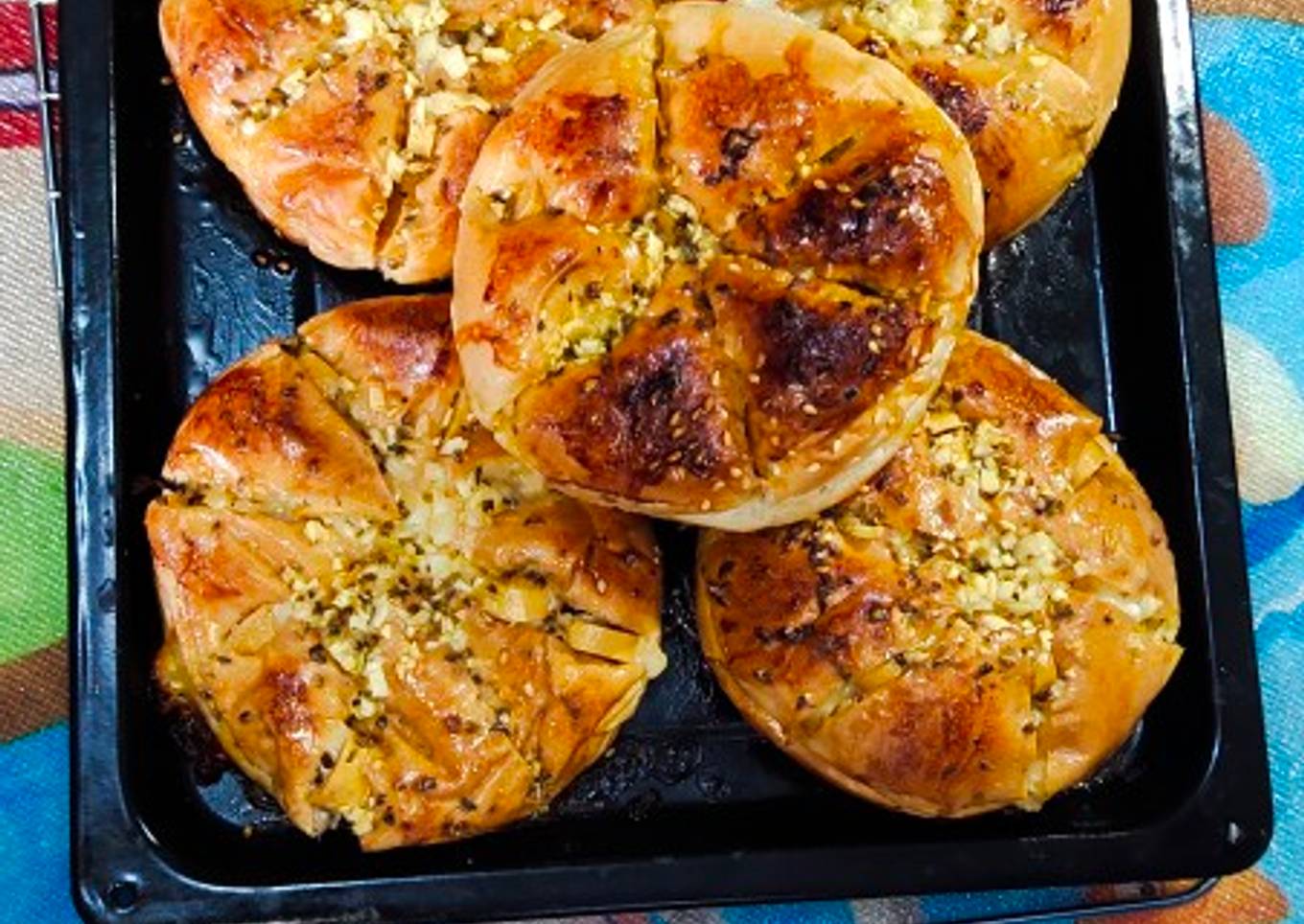 Korean garlic cheese bread