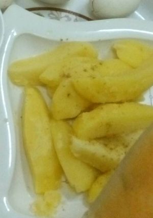 صورة لوصفة بطاطا بالبهارات 😋