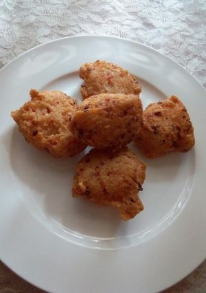 A picture of Ojojo.