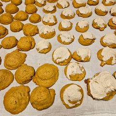 A picture of Pumpkin Cookies.
