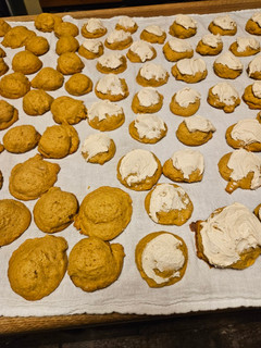 A picture of Pumpkin Cookies.