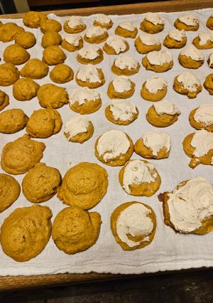 A picture of Pumpkin Cookies.
