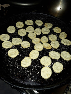 Una foto de Bizcochitos salados de queso