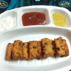 Crispy potato and suji bites A picture of Crispy potato and suji bites.