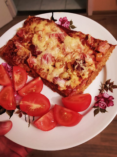 Teljes kiőrlésű pizza recept fotója