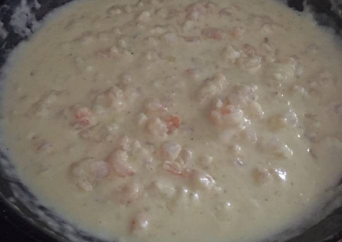 Shrimp Alfredo sauce