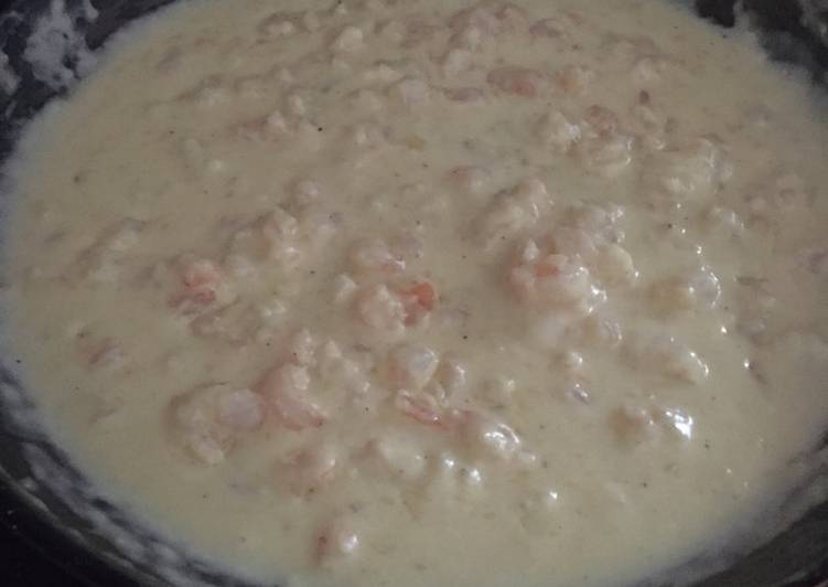 Shrimp Alfredo sauce