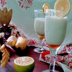 A picture of Honey lemon banana lassi.