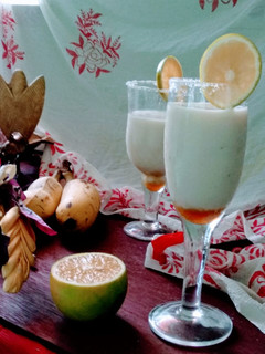 A picture of Honey lemon banana lassi.