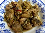 A picture of stir fry shallot