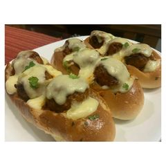 A picture of Meatball Boats!.