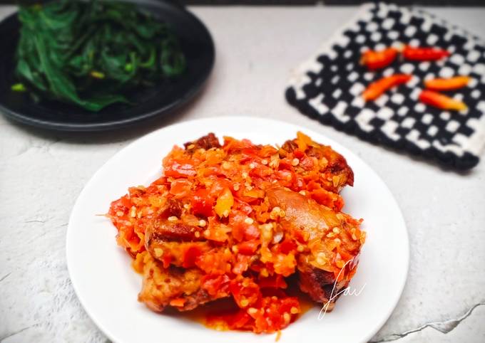 Resep Ayam Goreng Sambal Merah Anti Gagal