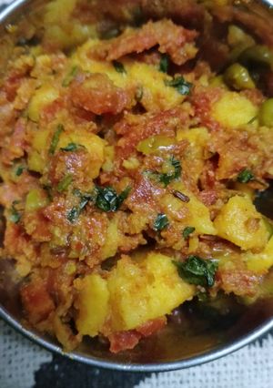 A picture of Gajar aloo.