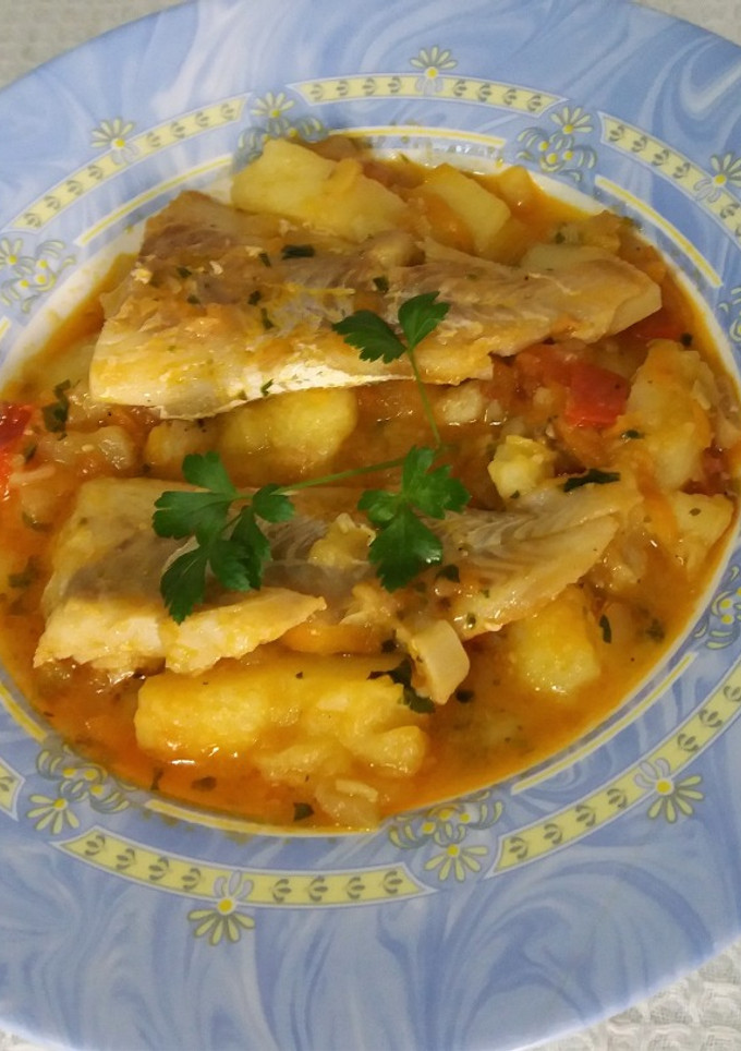 Una foto de Guiso con patatas y bacalao