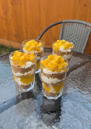 Mangós túrós pohárkrém recept fotója